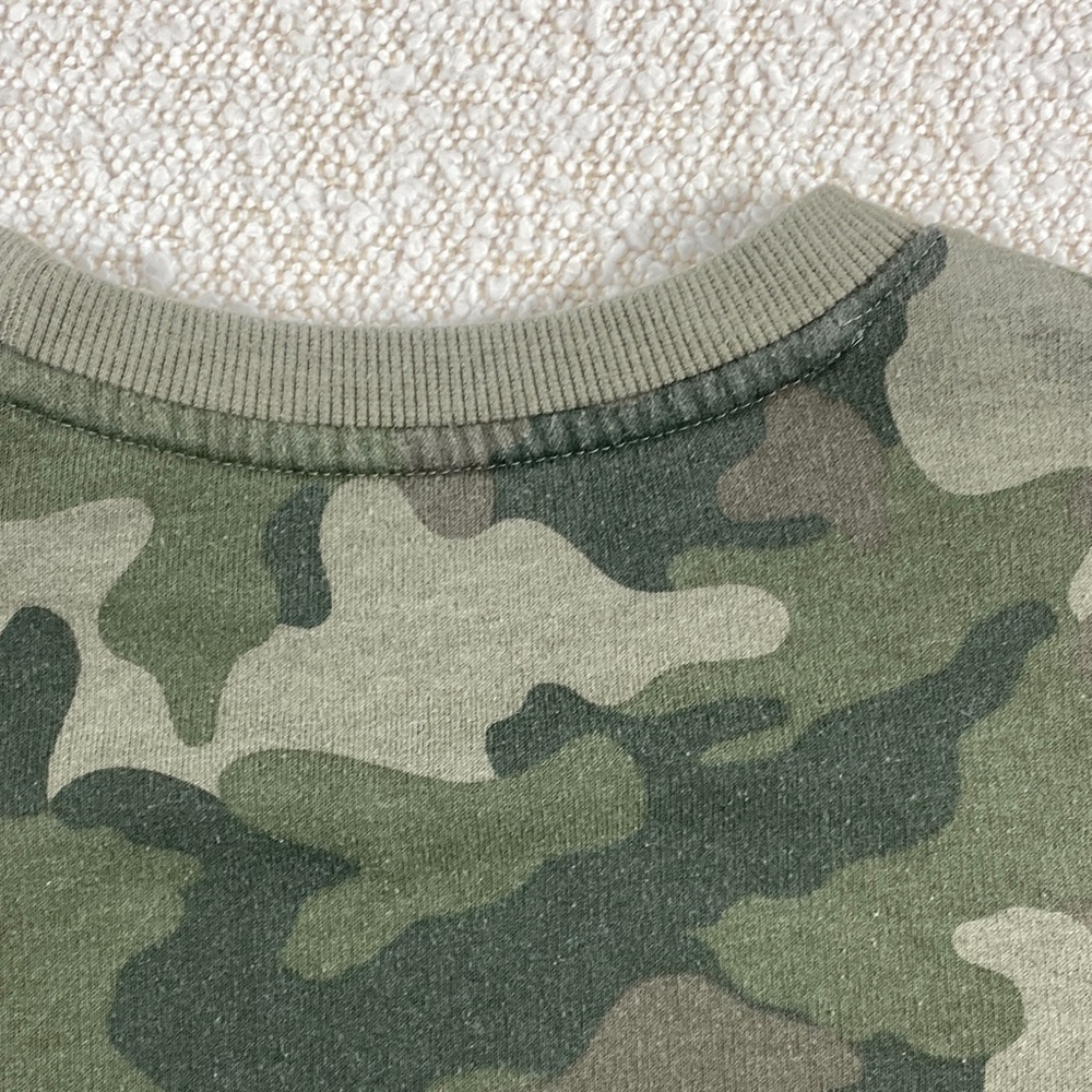 Classic Green Camo Crewneck Sweater - kids Cat & Jack size s6/7 - Picture 15 of 15